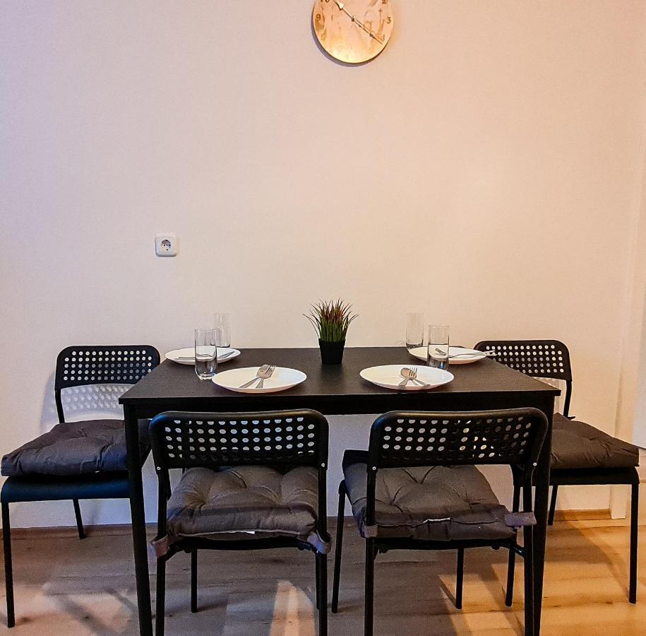 Luxurioeses Apartment Im Zentrum Von Nuernberg Nuremberga Exterior foto