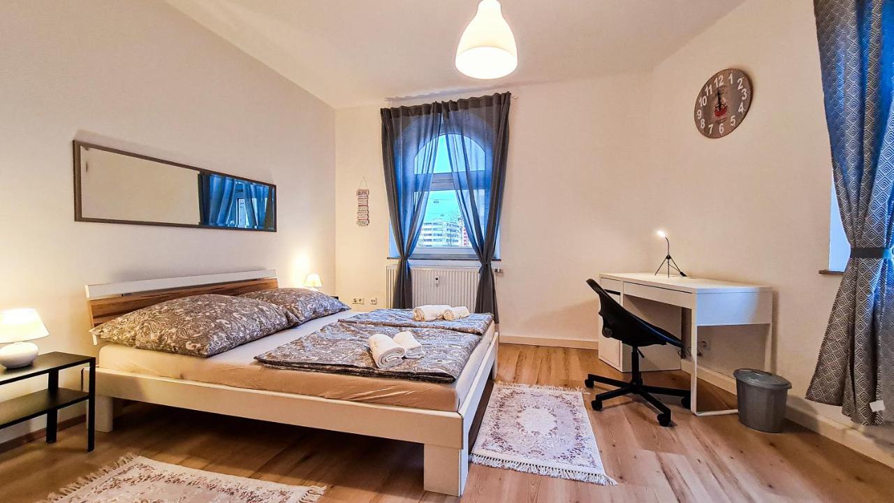 Luxurioeses Apartment Im Zentrum Von Nuernberg Nuremberga Exterior foto
